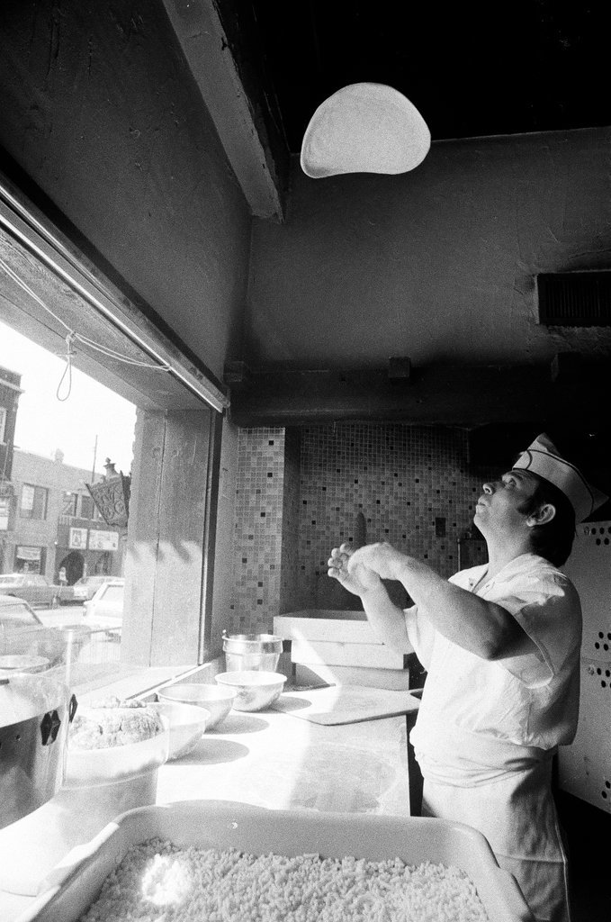 Renaldi's pizzeria - Chicago Sun-Times
