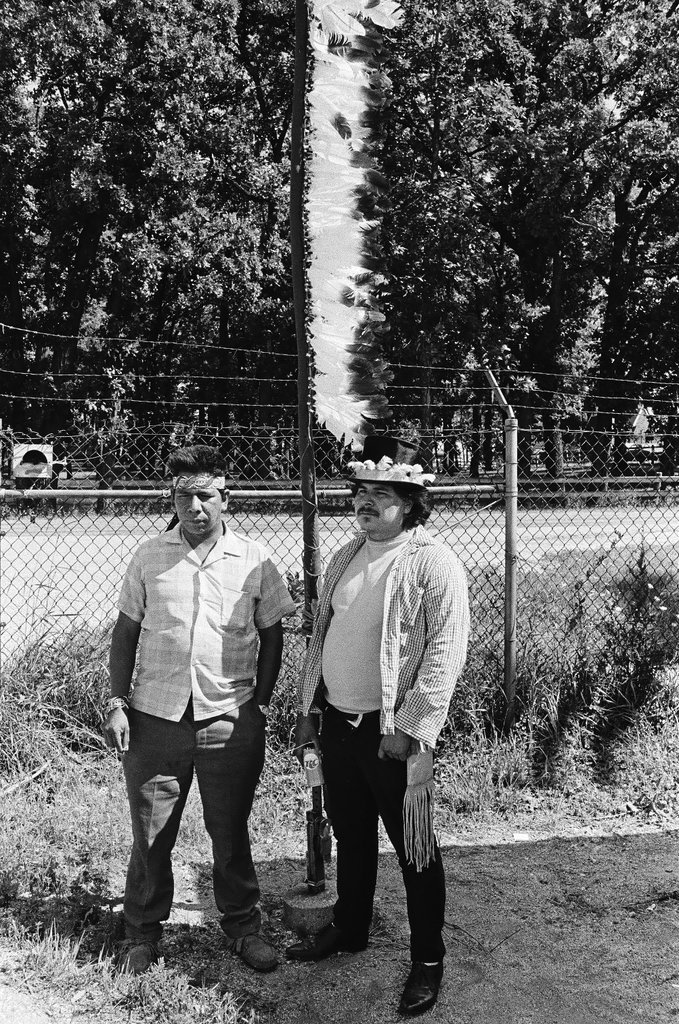Chicago Indian Village members move to Nike site at Argonne Labs - Gene Pesek for Chicago Sun-Times