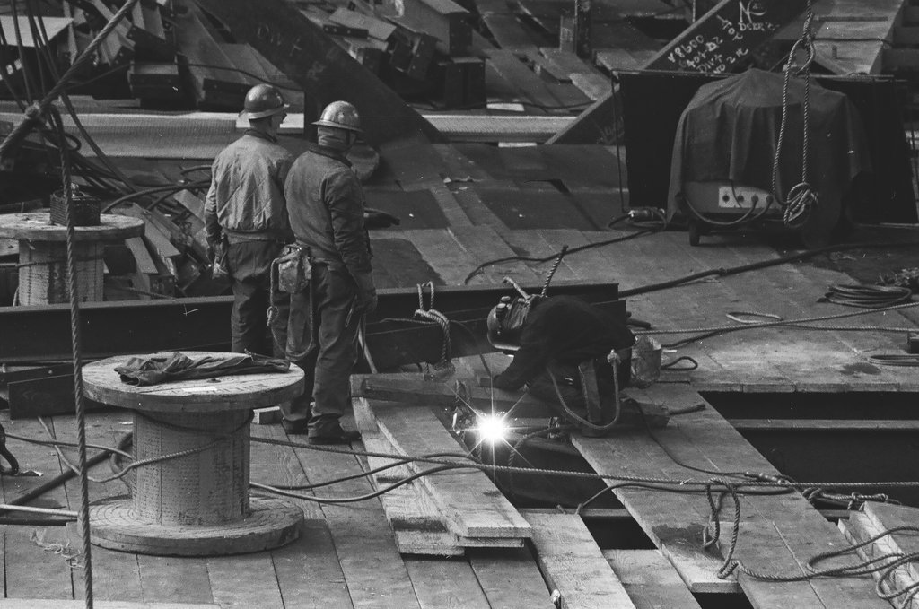 Civic Center steel beam construction - Howard Lyon for Chicago Sun-Times
