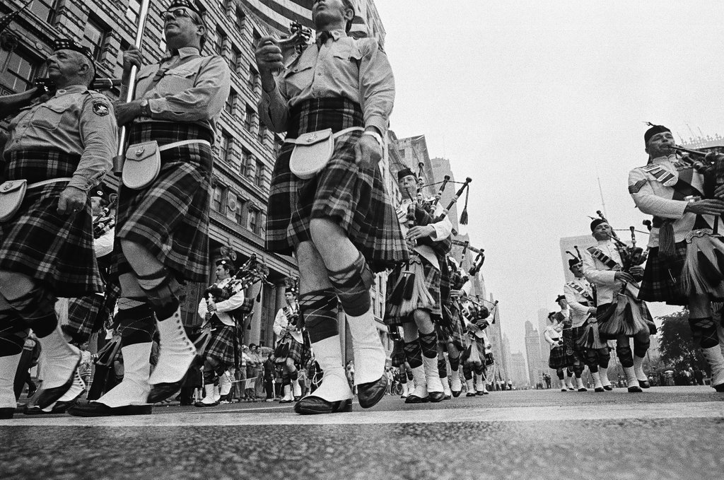 Memorial Day Parade - Larry Graff for Chicago Sun-Times
