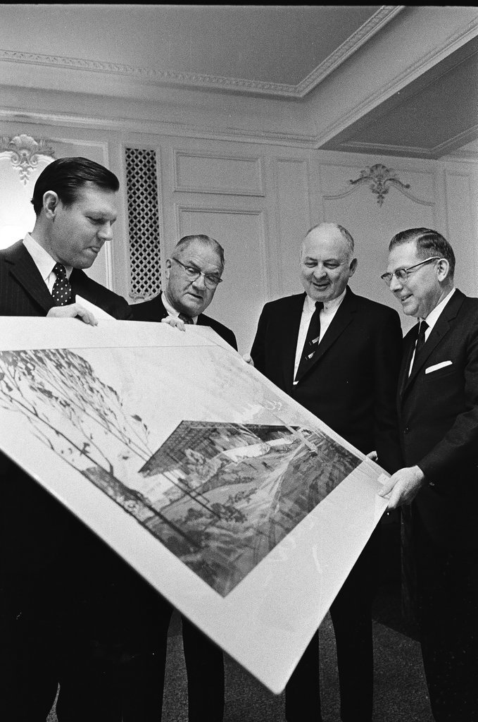 McCormick place officials view artistic rendering of building - Jack Dykinga for Chicago Sun-Times