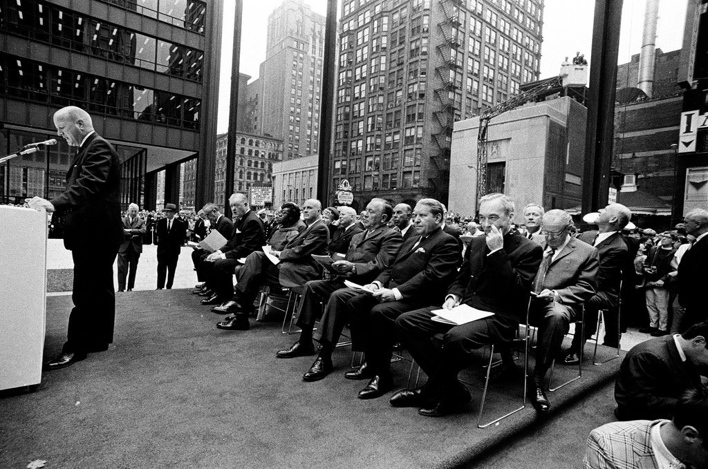 Chicago Picasso statue unveiling ceremony - John Tweedle for Chicago Sun-Times