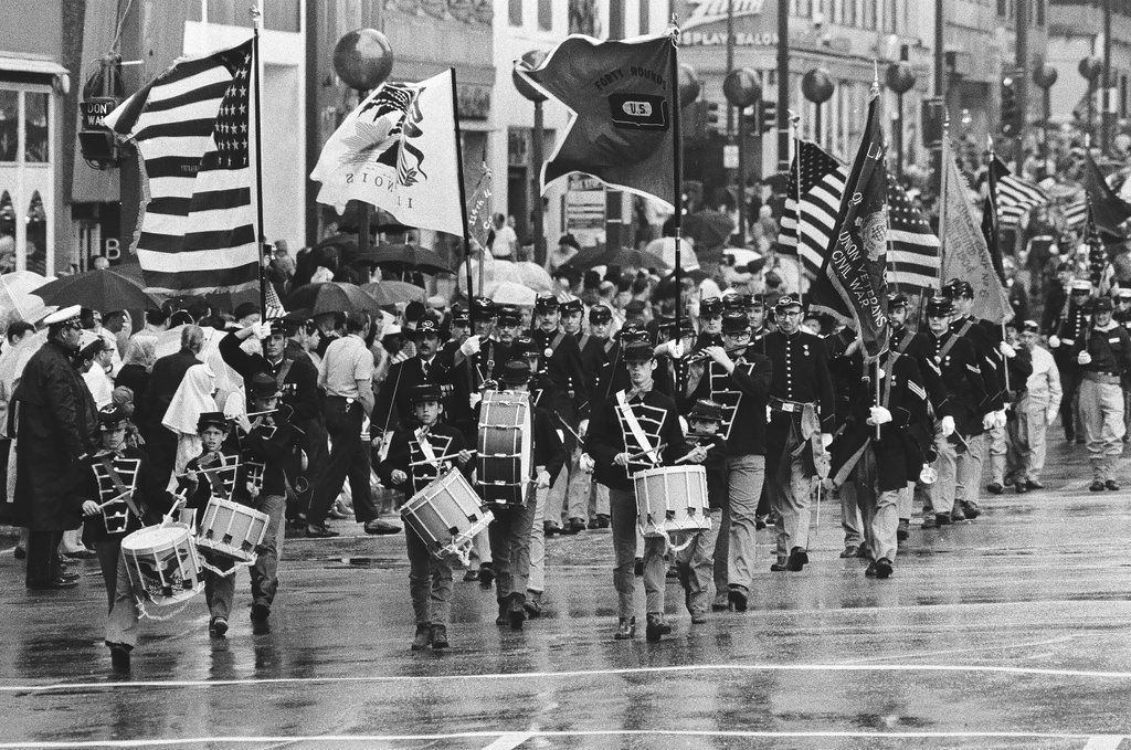 Memorial Day Parade - Larry Graff for Chicago Sun-Times