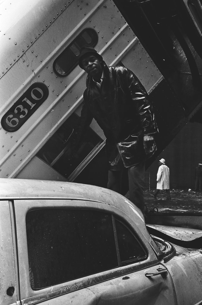 Elevated train derailment - Bob Langer for Chicago Sun-Times