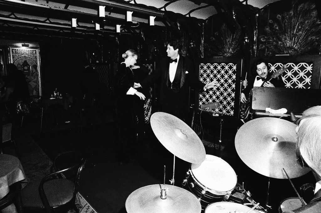 Reopening of Maxim's Discotheque - Gene Pesek for Chicago Sun-Times