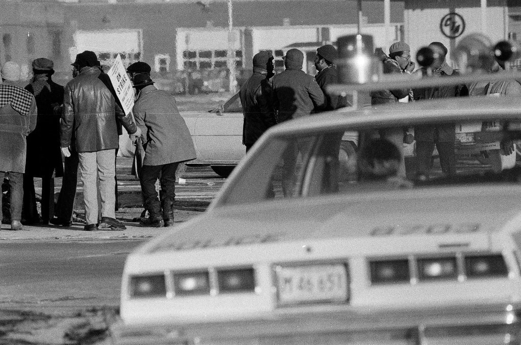 CTA workers on strike - Randy B. Leffingwell for Chicago Sun-Times