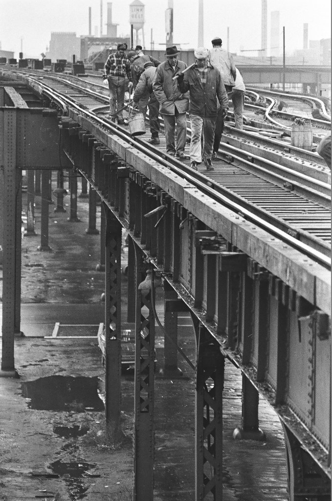 Elevated train track repair - Jack Lenahan for Chicago Sun-Times