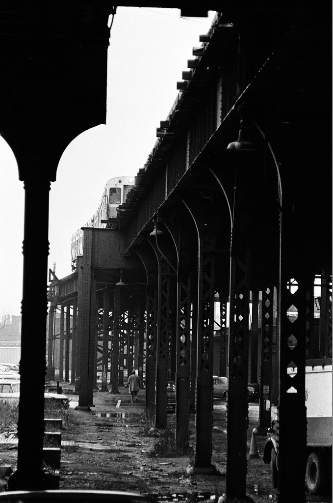 Elevated train track repair - Jack Lenahan for Chicago Sun-Times