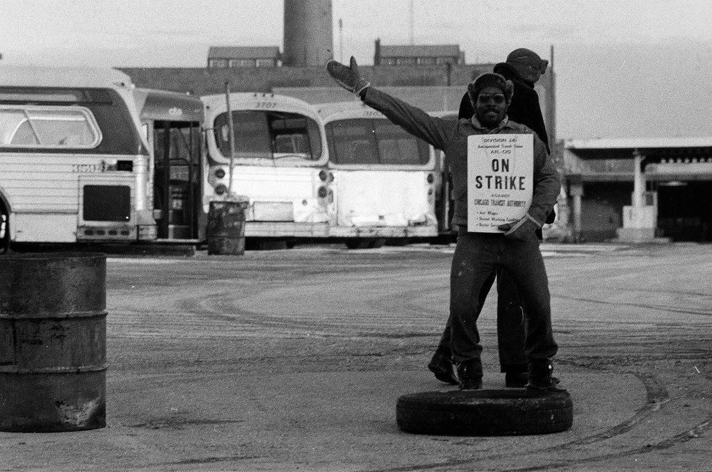 CTA workers on strike - Randy B. Leffingwell for Chicago Sun-Times