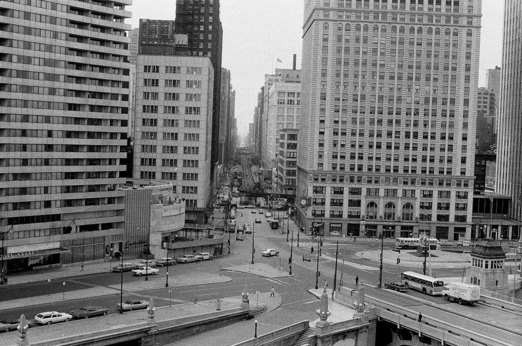 View of elevated train tracks and buildings - Hartland Klotz for Chicago Sun-Times