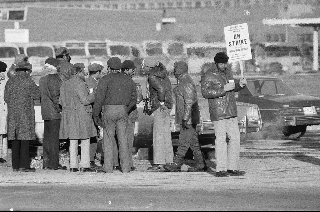 CTA workers on strike - Randy B. Leffingwell for Chicago Sun-Times