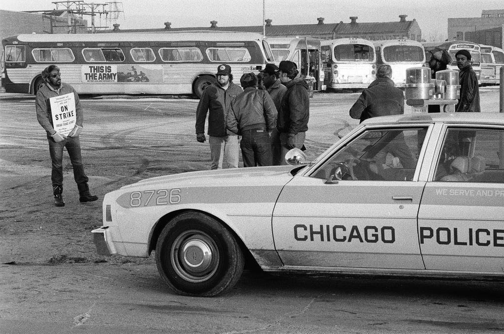 CTA workers on strike - Randy B. Leffingwell for Chicago Sun-Times