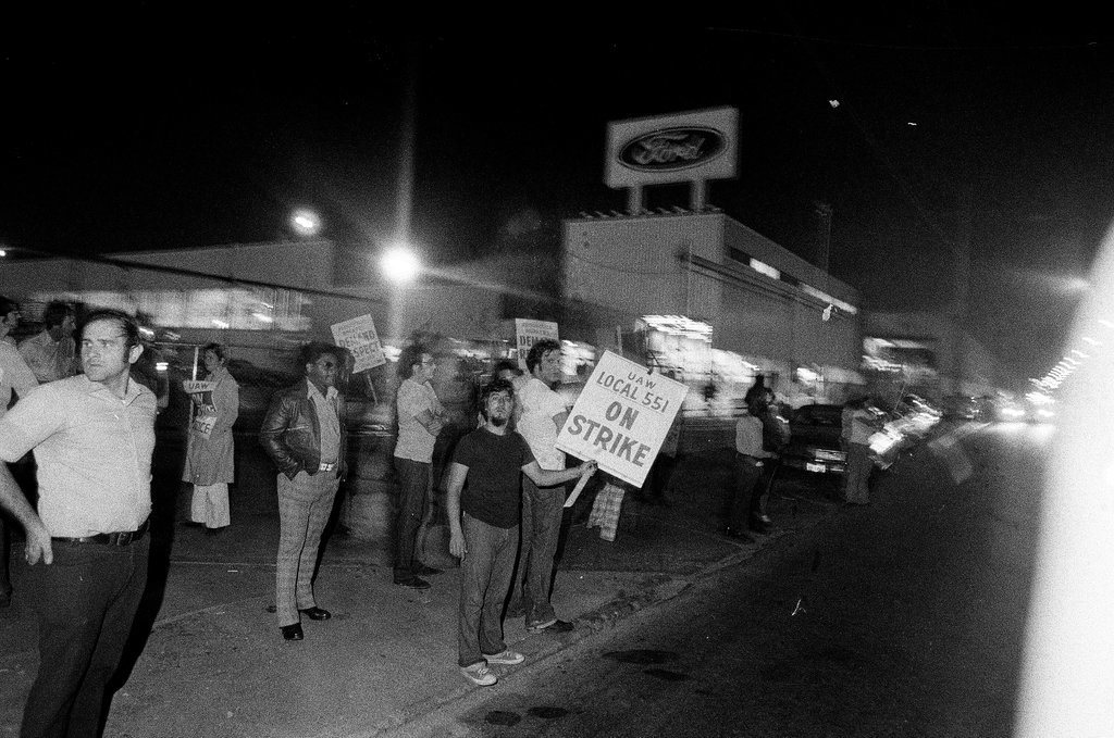 Union-United Auto Workers strike at Ford Plant - Duane Hall for Chicago Sun-Times