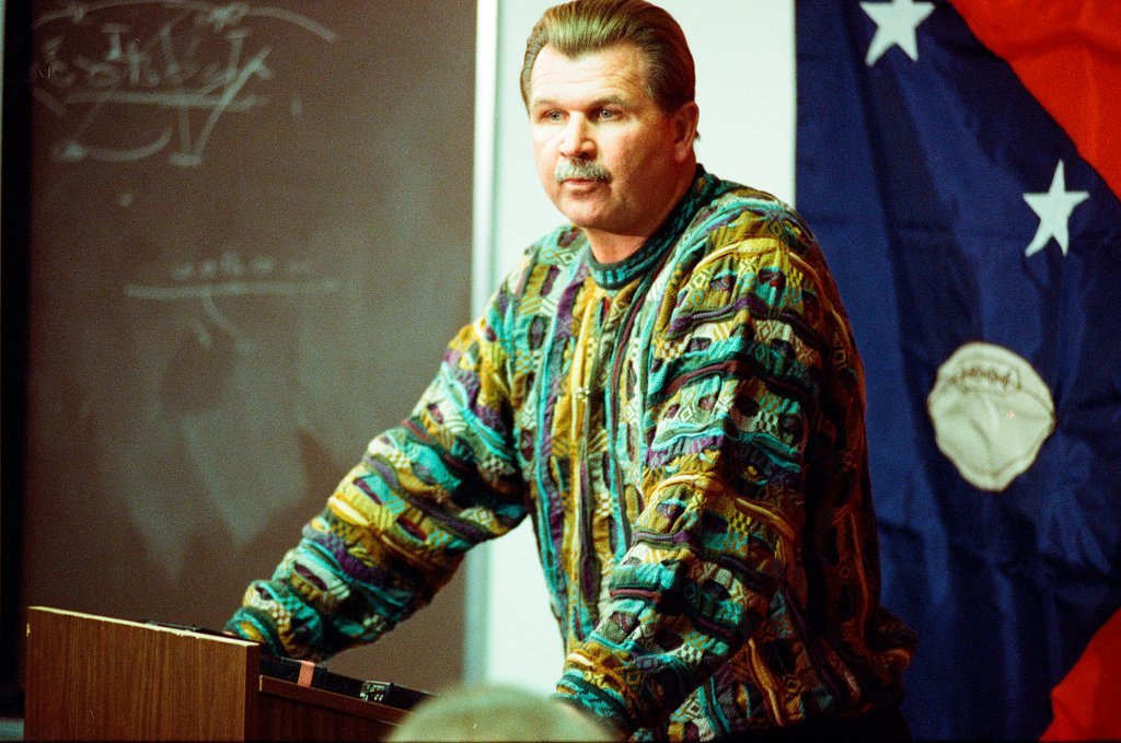 Mike Ditka press conference - Phil Velasquez for Chicago Sun-Times