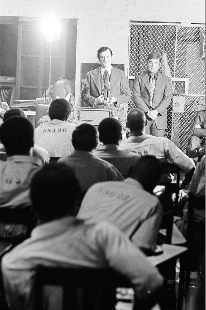 Hugh Hefner speaks at Joliet prison - Jack Dykinga for Chicago Sun-Times
