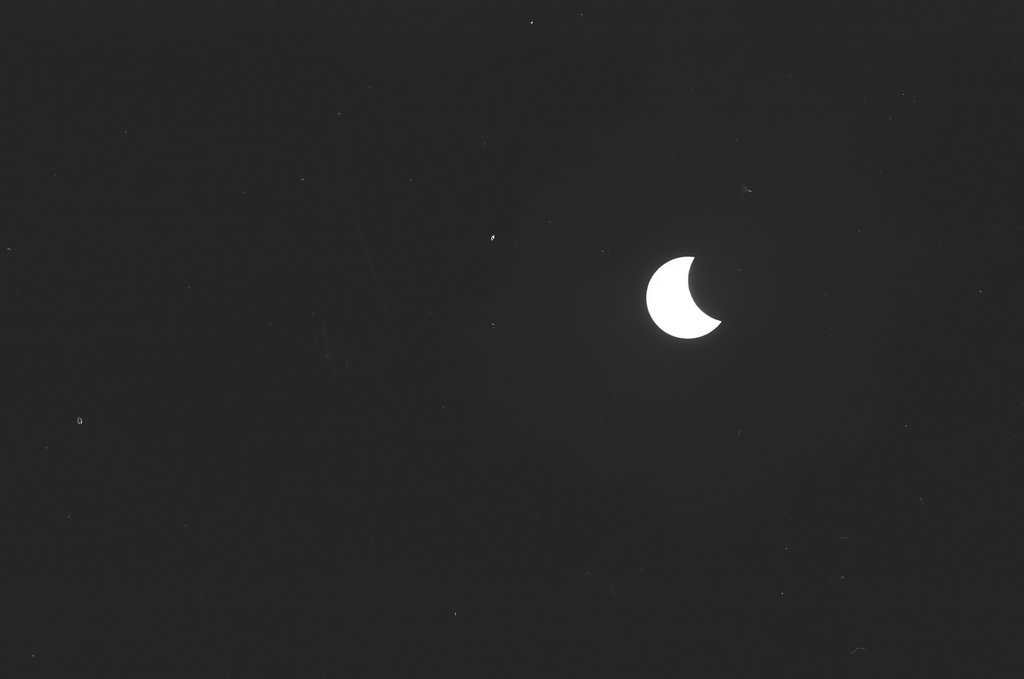 Eclipse from Adler Planetarium - Chicago Sun-Times