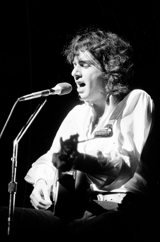 Neil Diamond performs at Auditorium Theatre - Bob (Robert) Black for Chicago Sun-Times