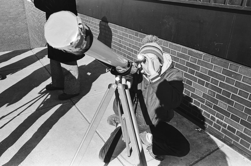 Eclipse from Adler Planetarium - Chicago Sun-Times