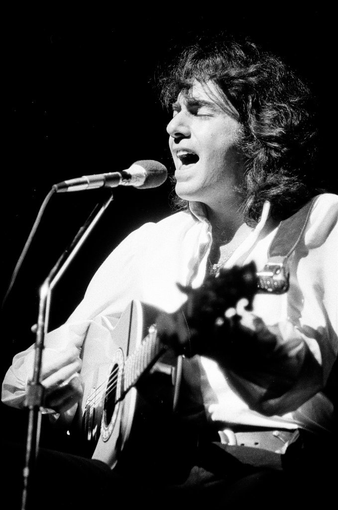 Neil Diamond performs at Auditorium Theatre - Bob (Robert) Black for Chicago Sun-Times
