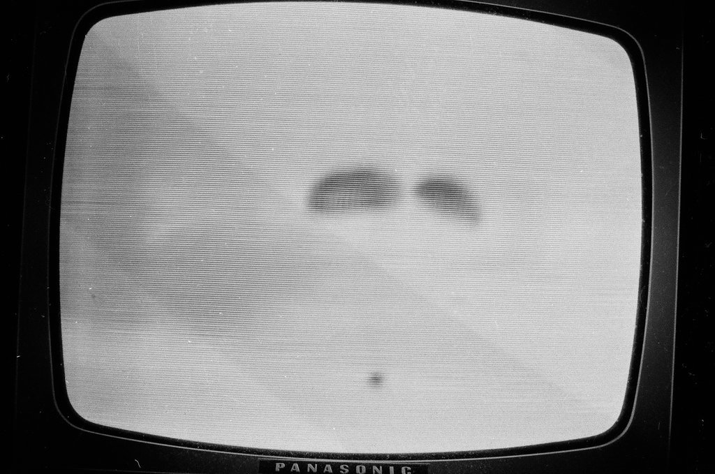 Television depicting Apollo 13 capsule splashdown - Howard Lyon for Chicago Sun-Times