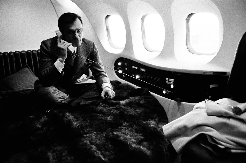 Hugh Hefner in his new private jet - Jack Dykinga for Chicago Sun-Times
