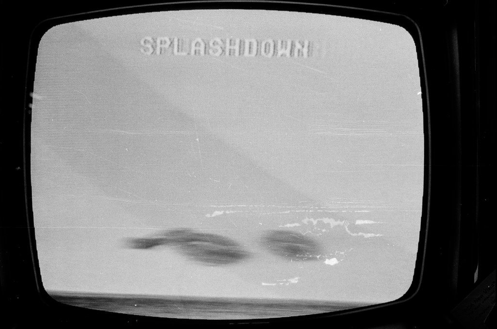Television depicting Apollo 13 capsule splashdown - Howard Lyon for Chicago Sun-Times