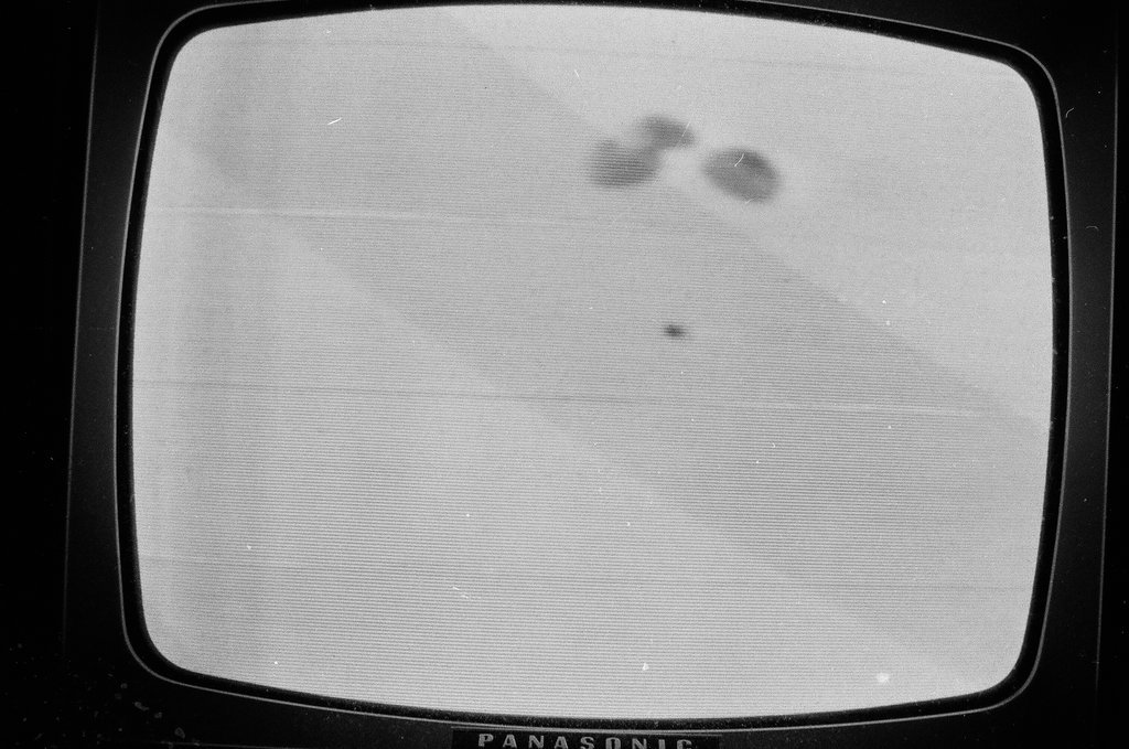Television depicting Apollo 13 capsule splashdown - Howard Lyon for Chicago Sun-Times