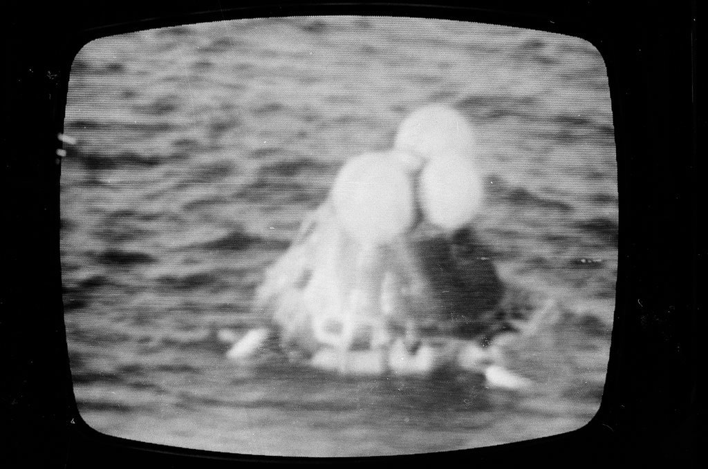 Television depicting Apollo 13 capsule splashdown - Howard Lyon for Chicago Sun-Times