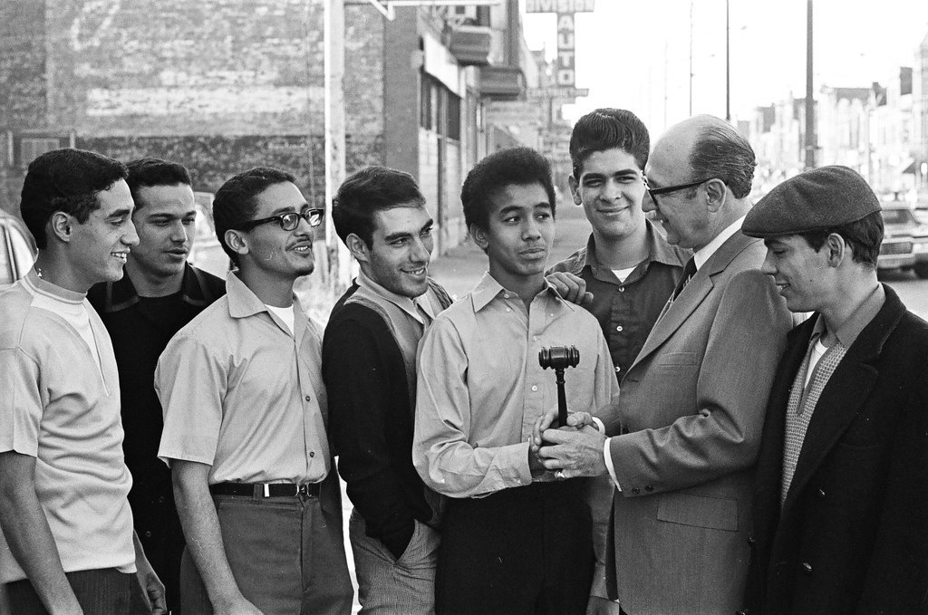 Latin Kings pose with a judge - Chicago Sun-Times