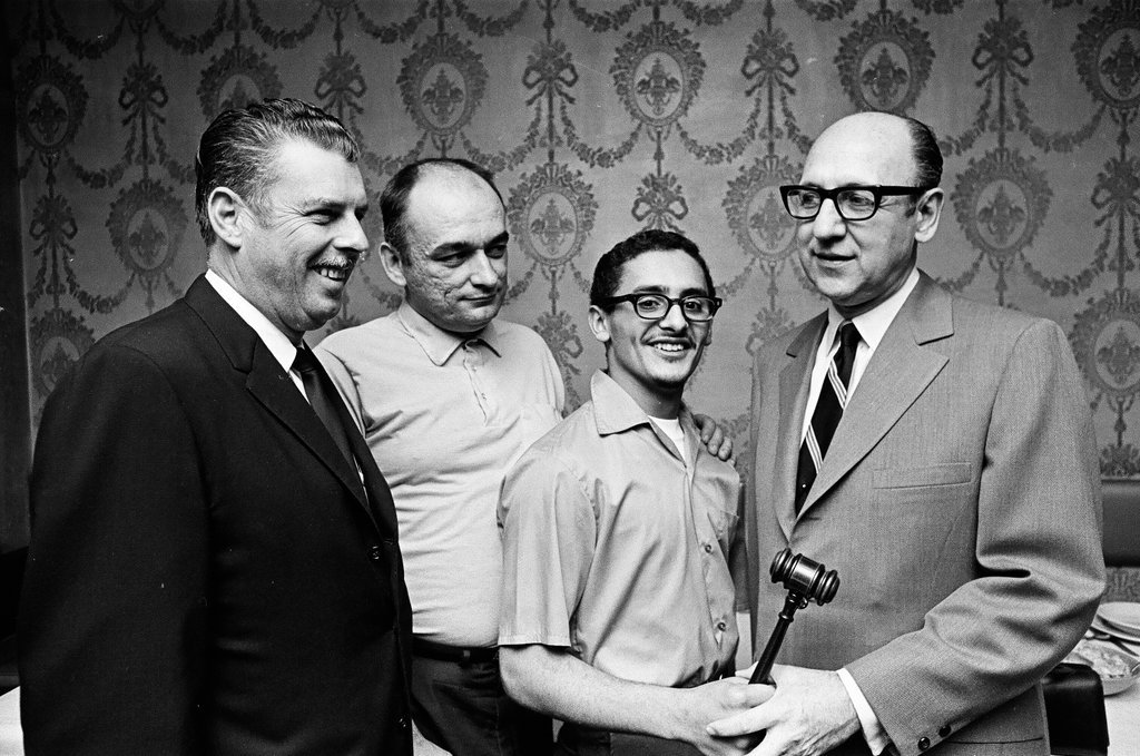 Latin Kings pose with a judge - Chicago Sun-Times
