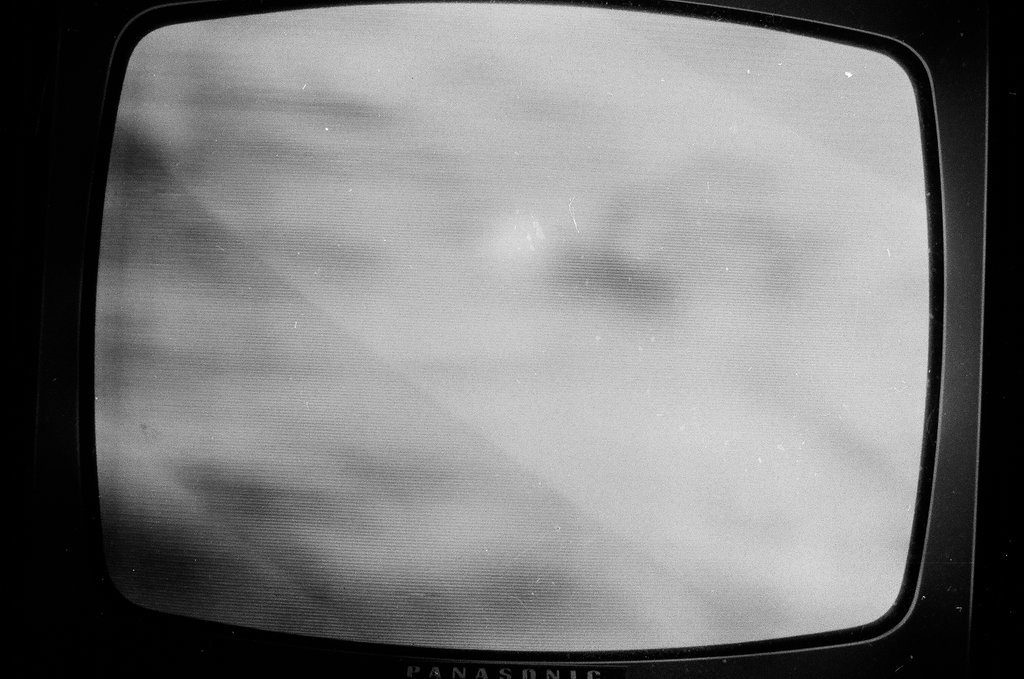Television depicting Apollo 13 capsule splashdown - Howard Lyon for Chicago Sun-Times
