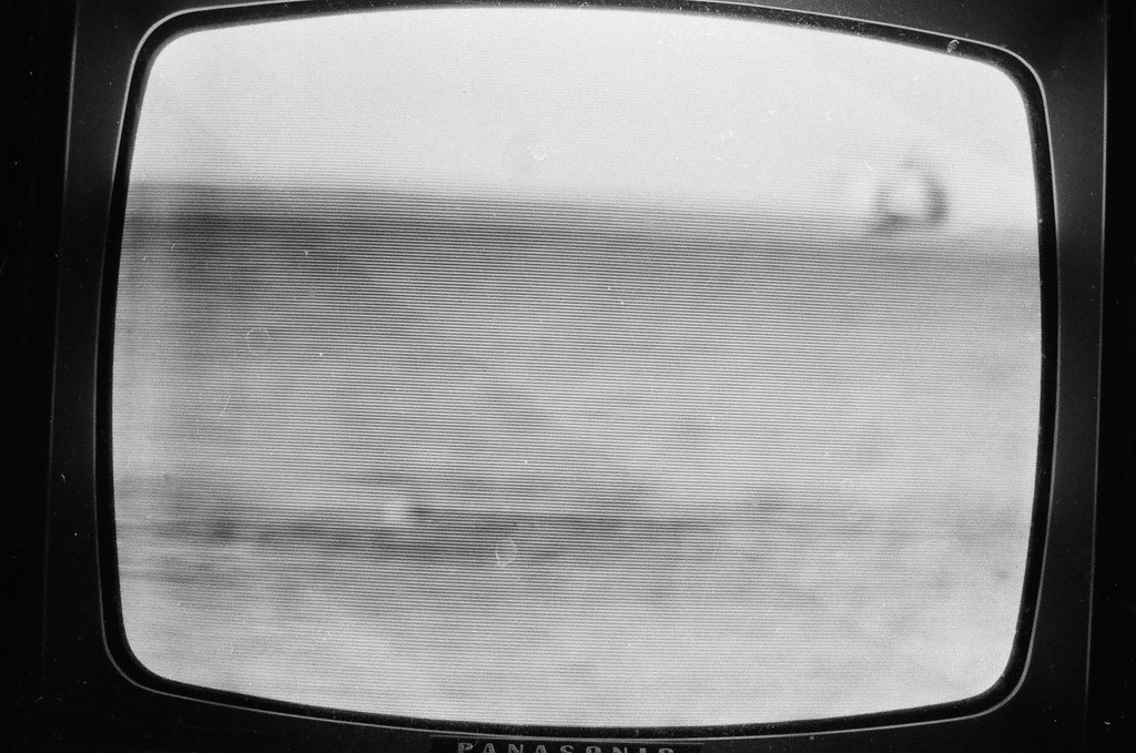 Television depicting Apollo 13 capsule splashdown - Howard Lyon for Chicago Sun-Times