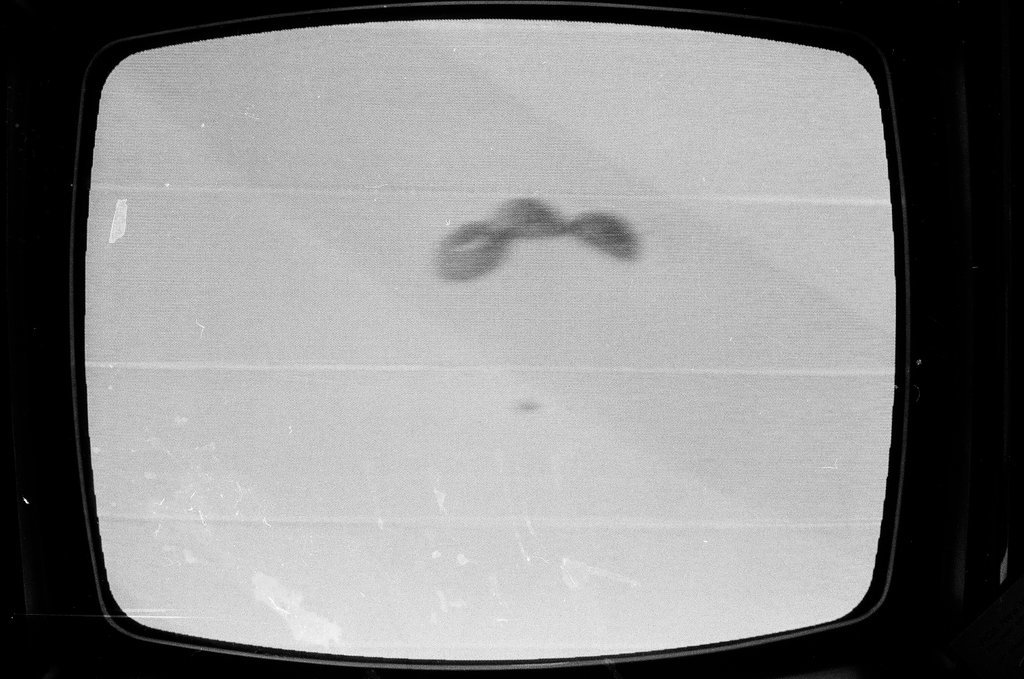 Television depicting Apollo 13 capsule splashdown - Howard Lyon for Chicago Sun-Times