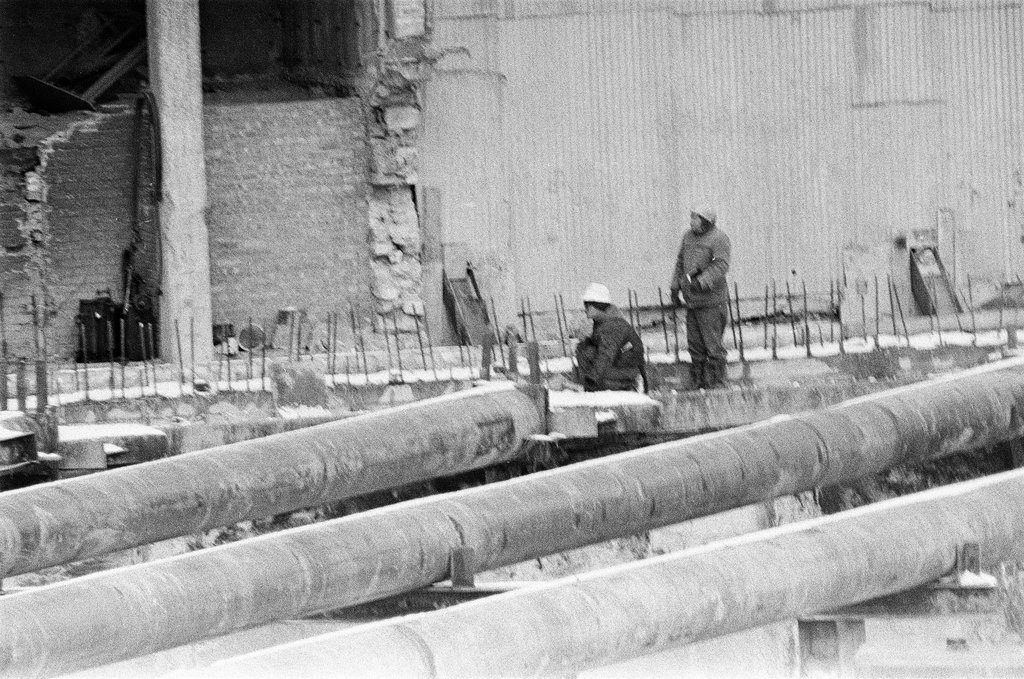 Ground level construction on the Sears Tower - Chicago Sun-Times