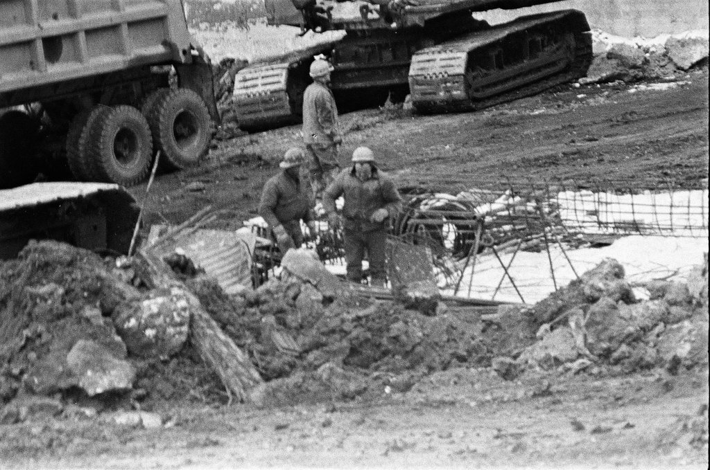 Ground level construction on the Sears Tower - Chicago Sun-Times