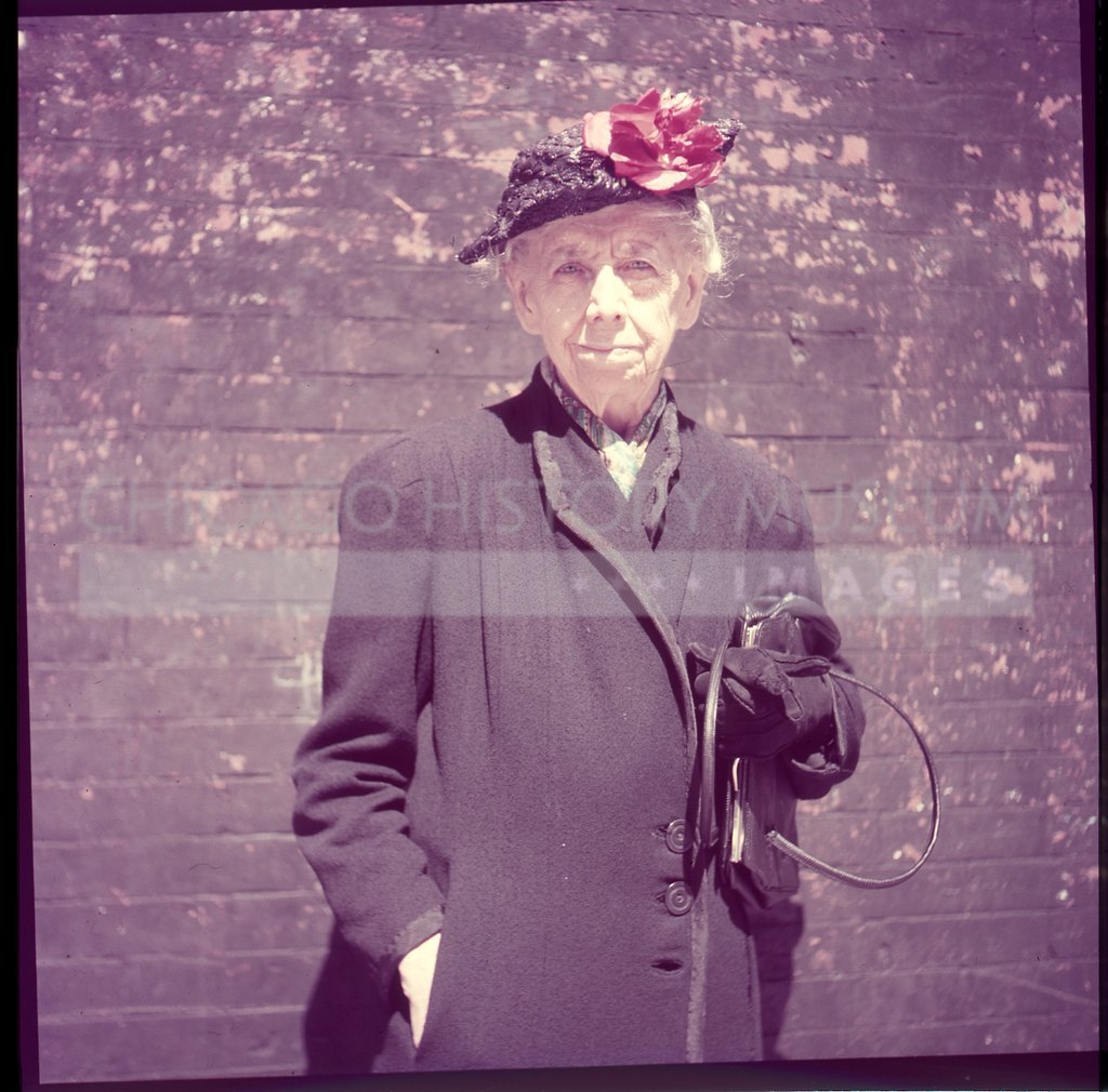 Woman in a black hat - Maier, Vivian