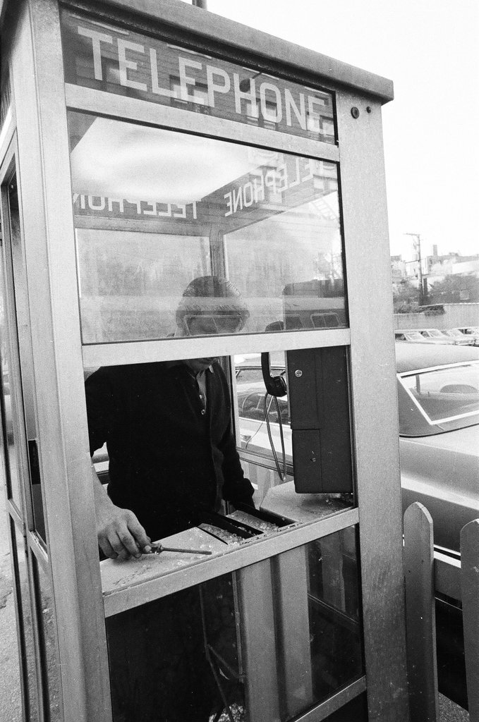 Post-riot neighborhood damage - Chicago Sun-Times