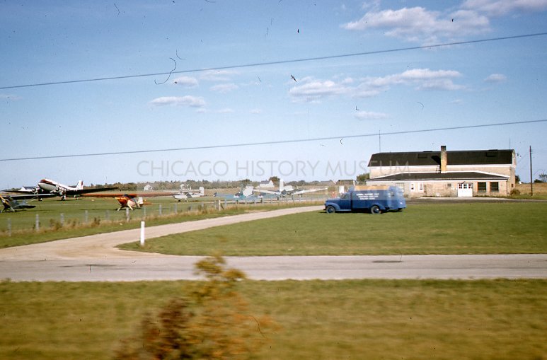 Rural airport - Maier, Vivian