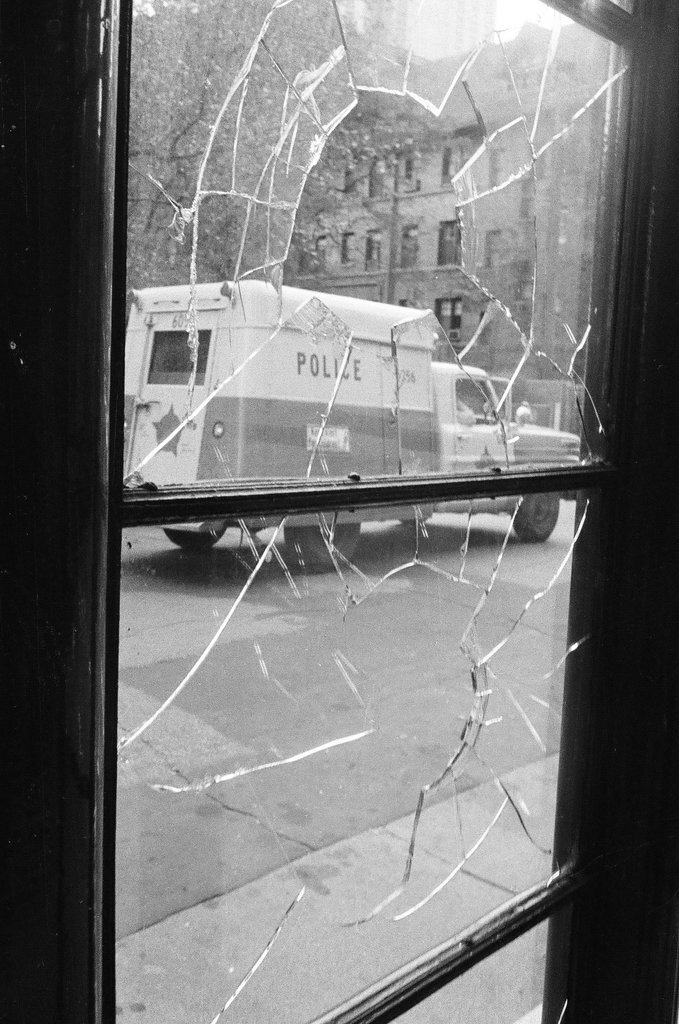 Post-riot neighborhood damage - Chicago Sun-Times