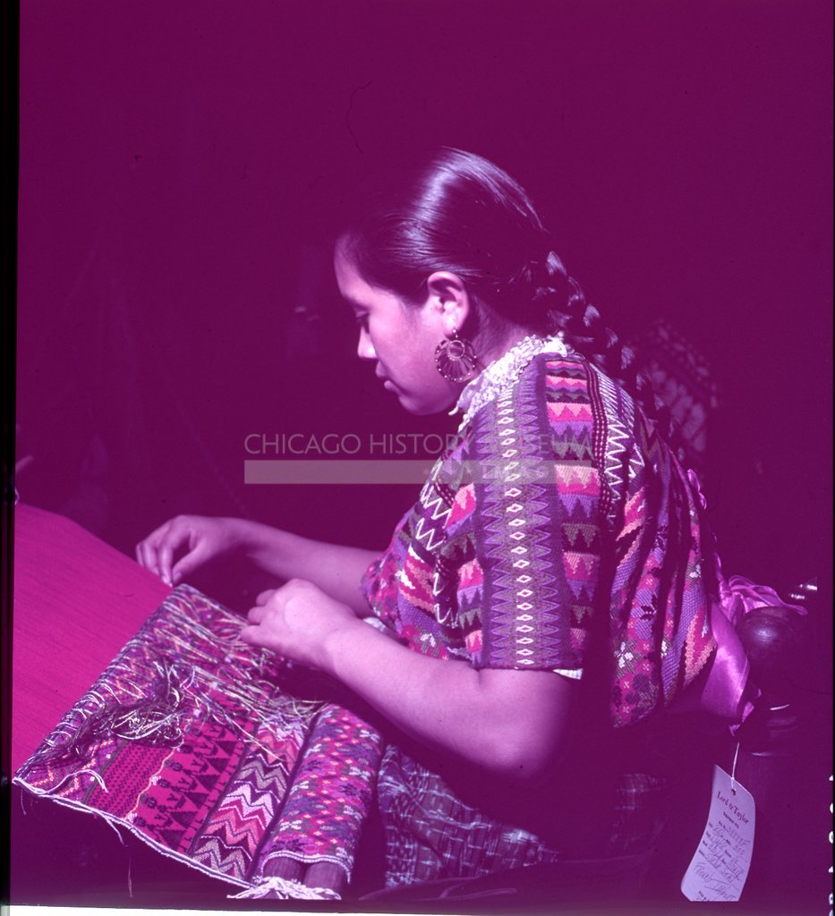 Woman at her loom - Maier, Vivian