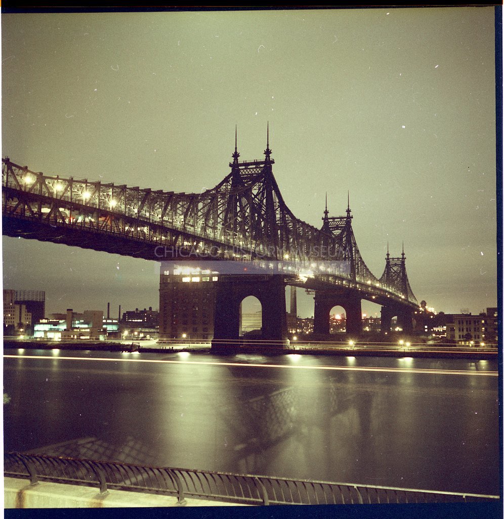The Queensboro Bridge - Maier, Vivian