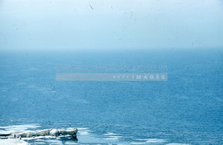 Ice in Lake Michigan - Maier, Vivian