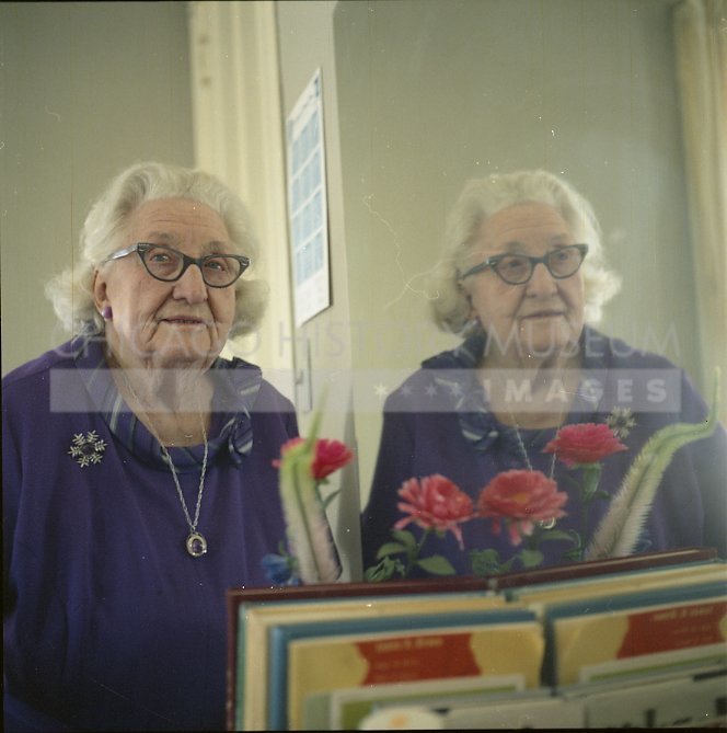 A woman and her reflection - Maier, Vivian