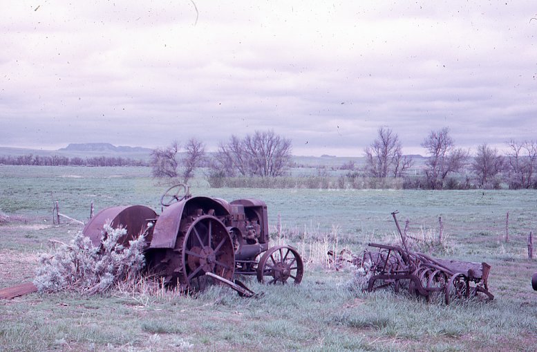 Landscape with tractor - Maier, Vivian