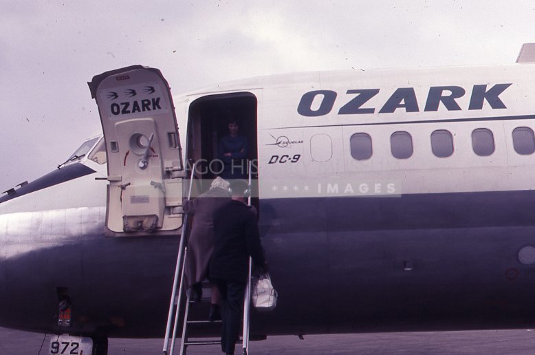Ozark airplane - Maier, Vivian