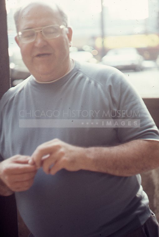 Man in t-shirt - Maier, Vivian