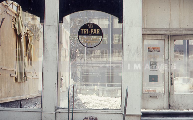 Tri-Par Radio Co. - Maier, Vivian