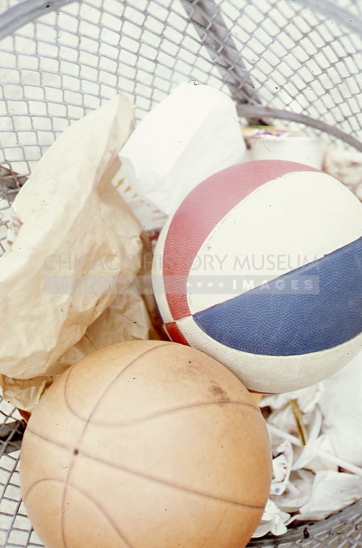 Basketballs - Maier, Vivian