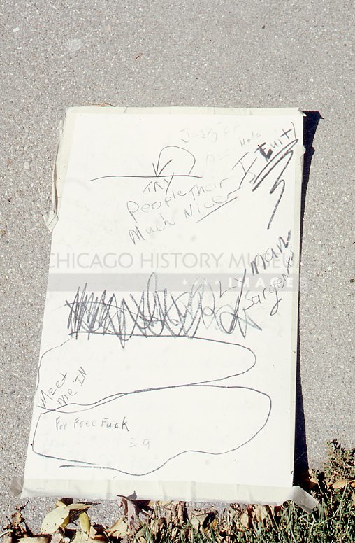 Paper with messages on it - Maier, Vivian