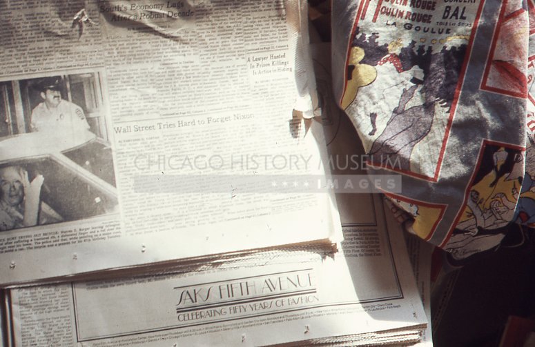 Newspaper and scarf - Maier, Vivian
